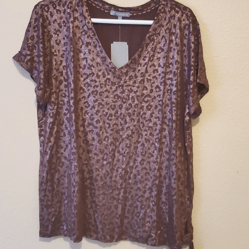 Wit & Wisdom large top